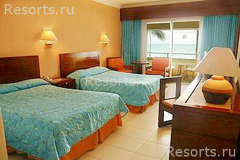 Barcelo Capella Beach 6